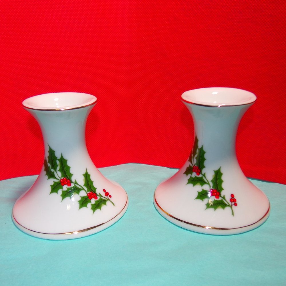 Vtg Pair Mogi Porcelain BONE CHINA Christmas Holly Candle Holders Made In Japan